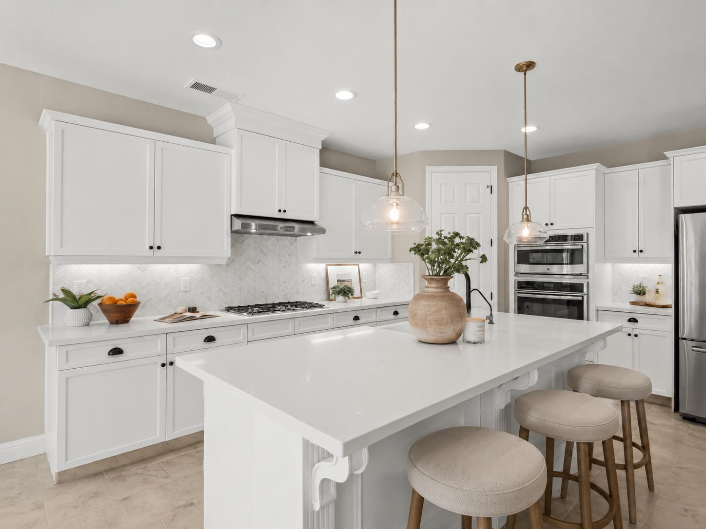 1970 N Langley, Clovis, CA 93619