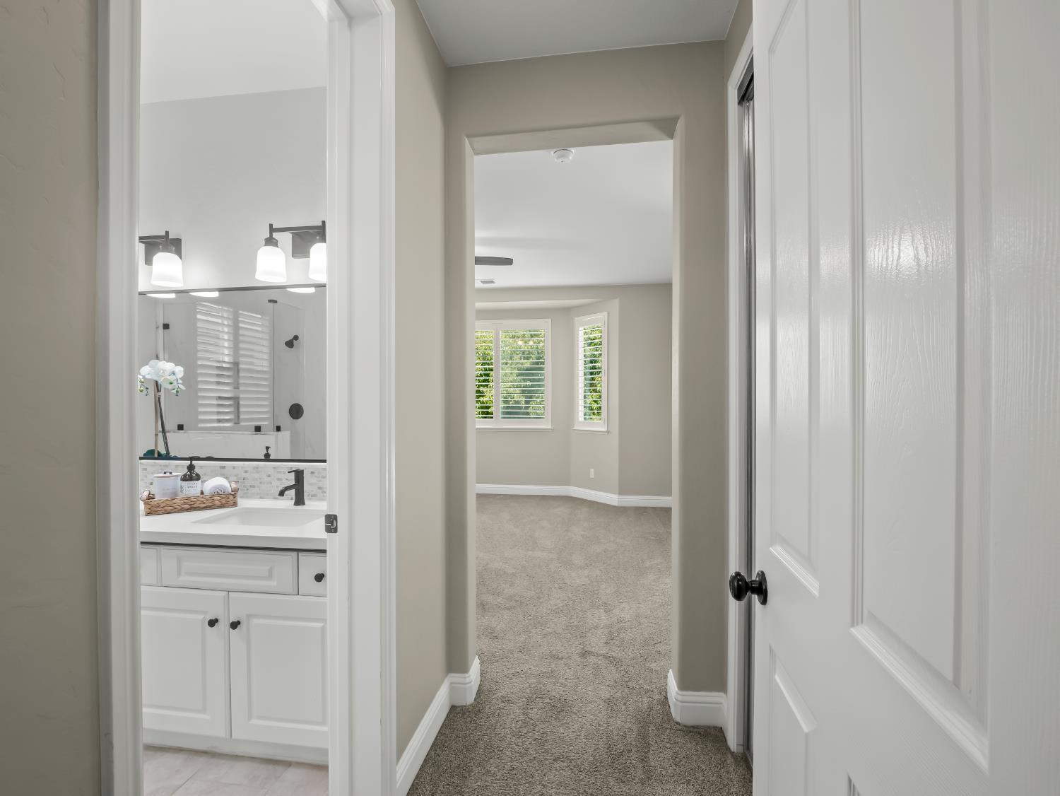 1970 N Langley, Clovis, CA 93619