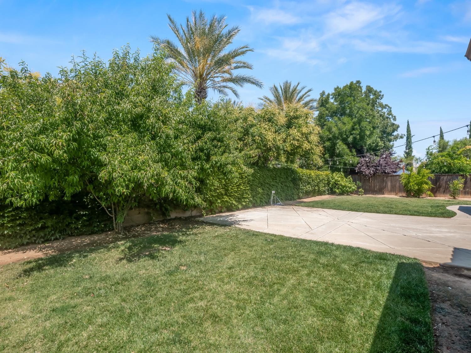 1970 N Langley, Clovis, CA 93619