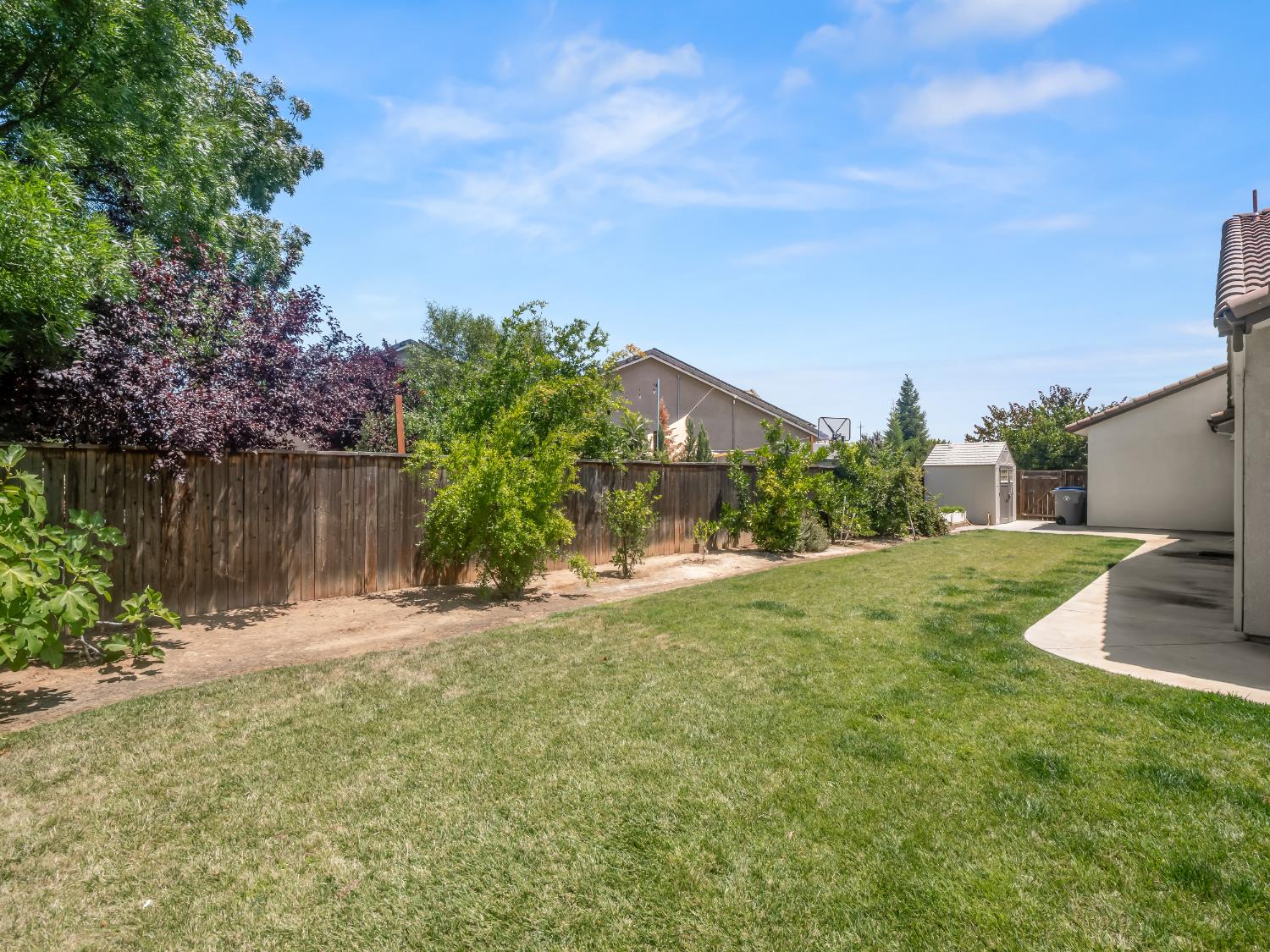 1970 N Langley, Clovis, CA 93619