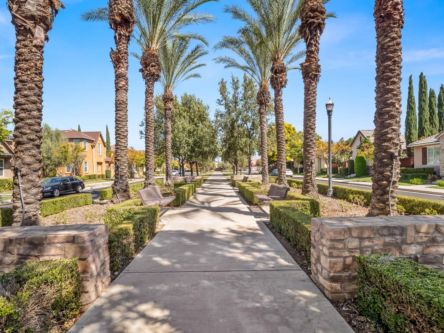 1970 N Langley, Clovis, CA 93619