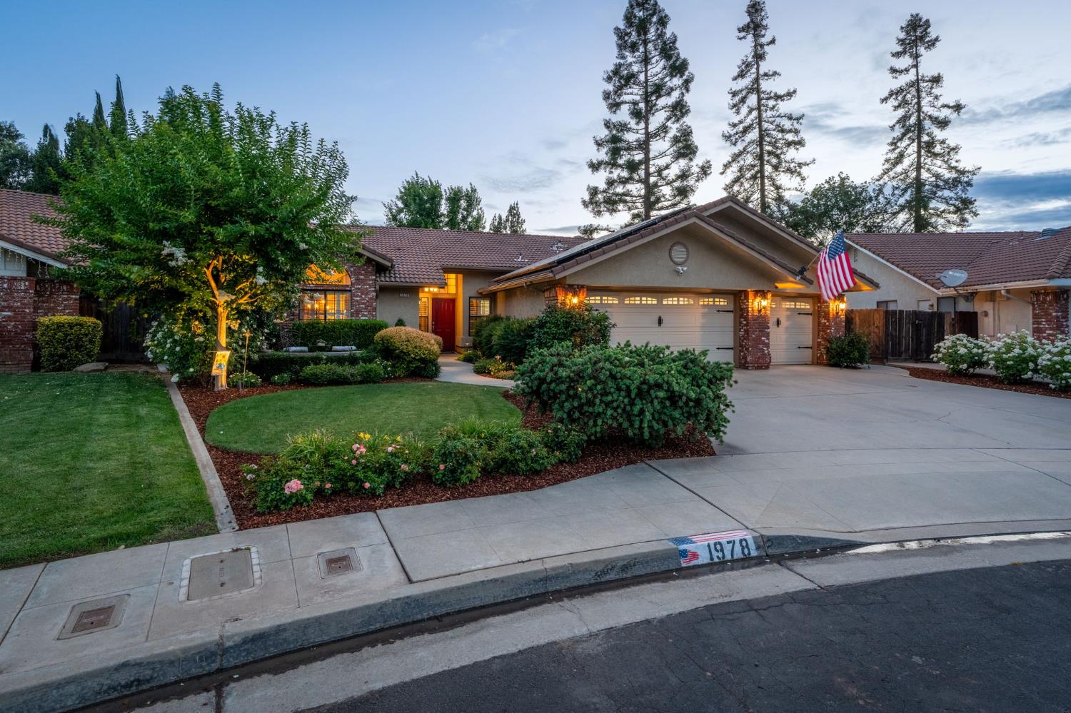 1978 Gibson Ave, Clovis, CA 93611