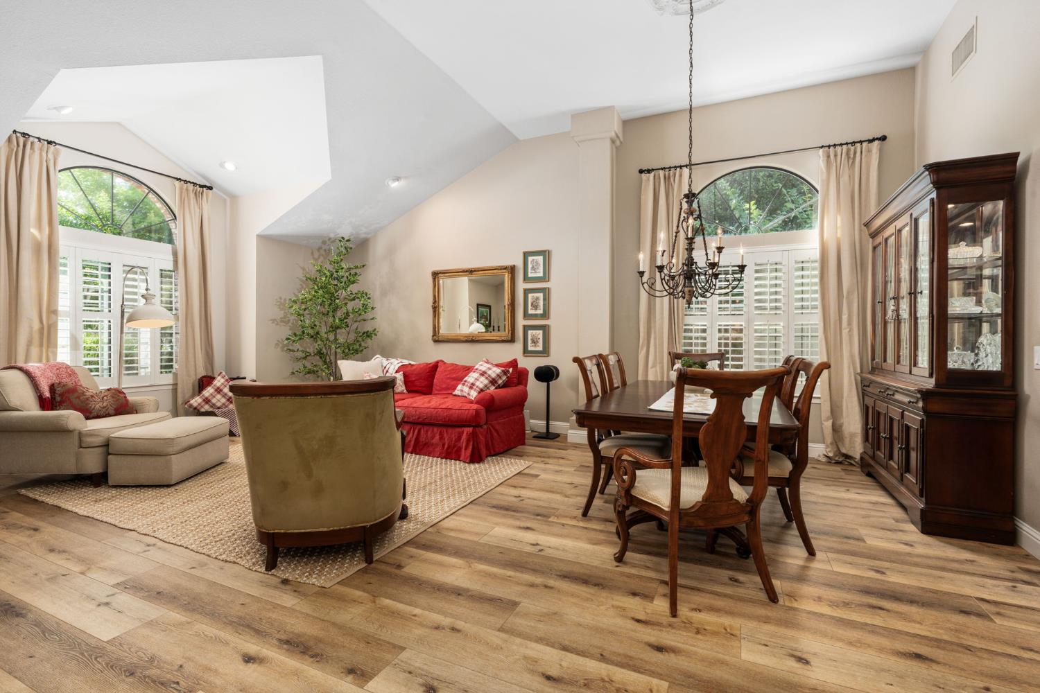 1978 Gibson Ave, Clovis, CA 93611