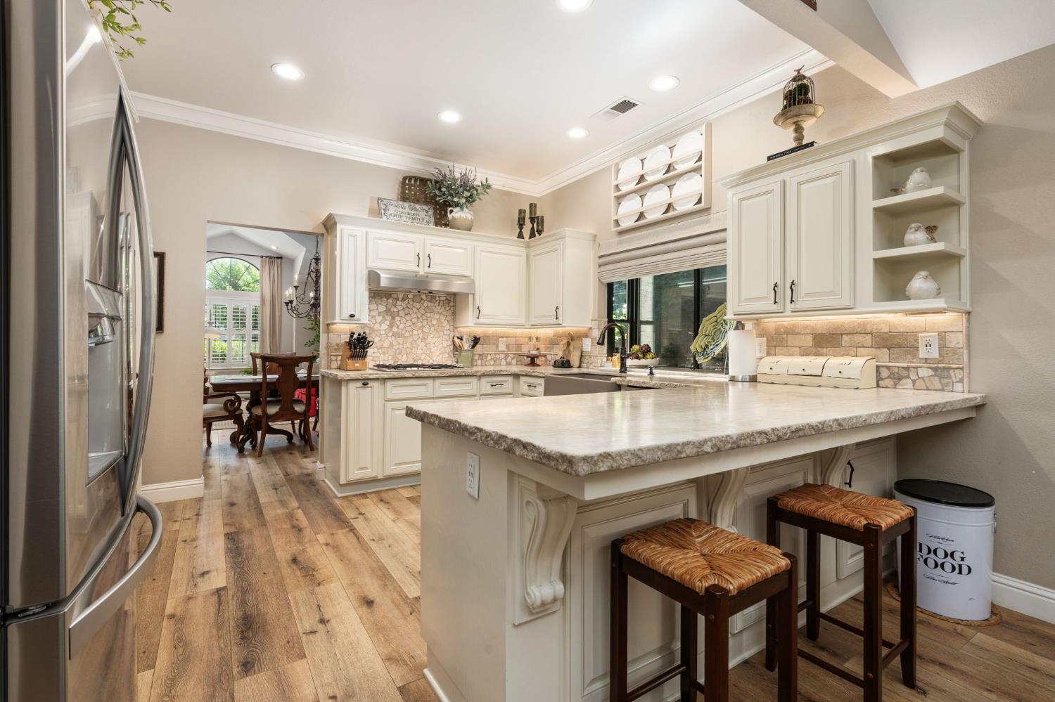 1978 Gibson Ave, Clovis, CA 93611