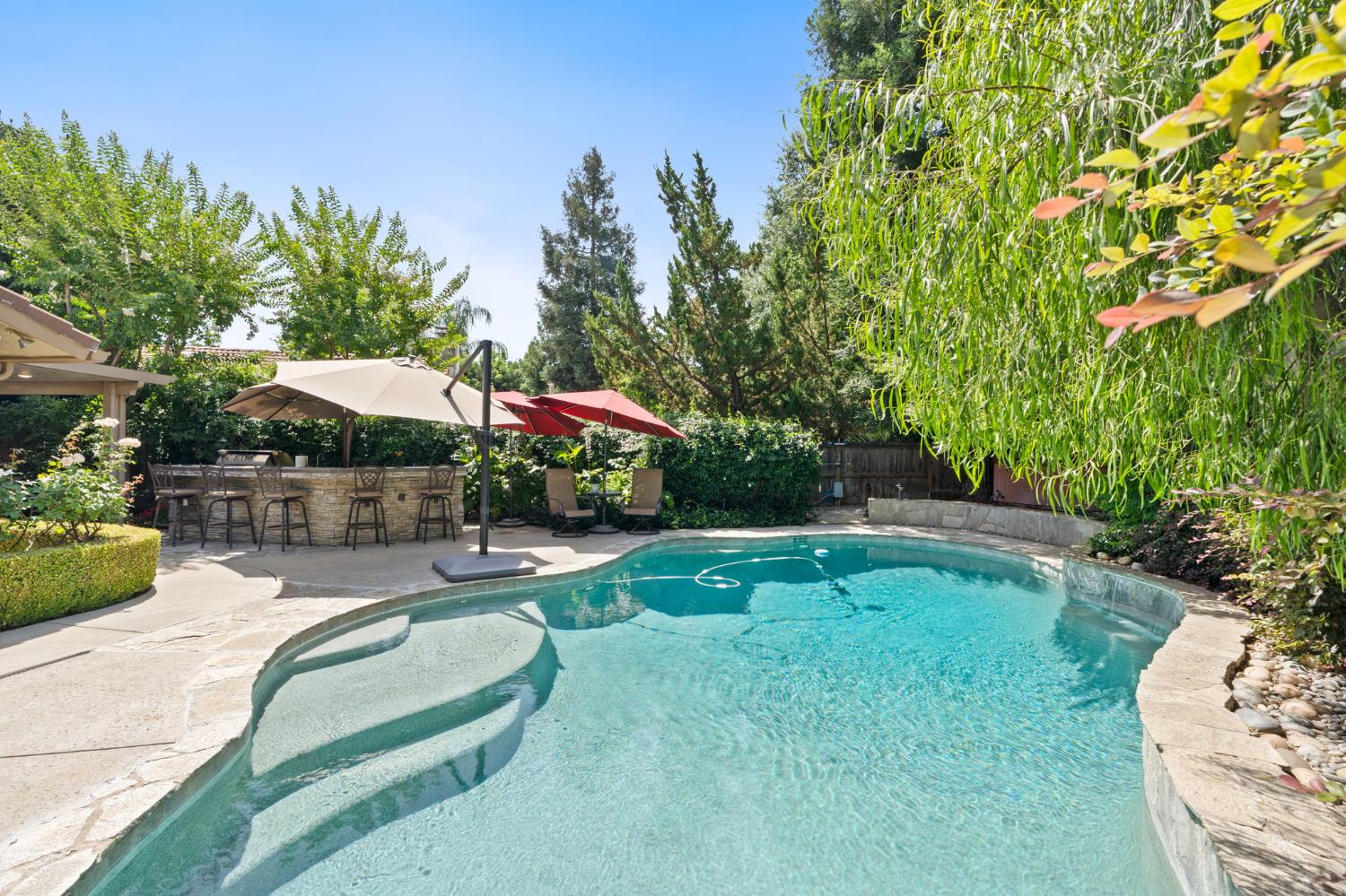 1978 Gibson Ave, Clovis, CA 93611