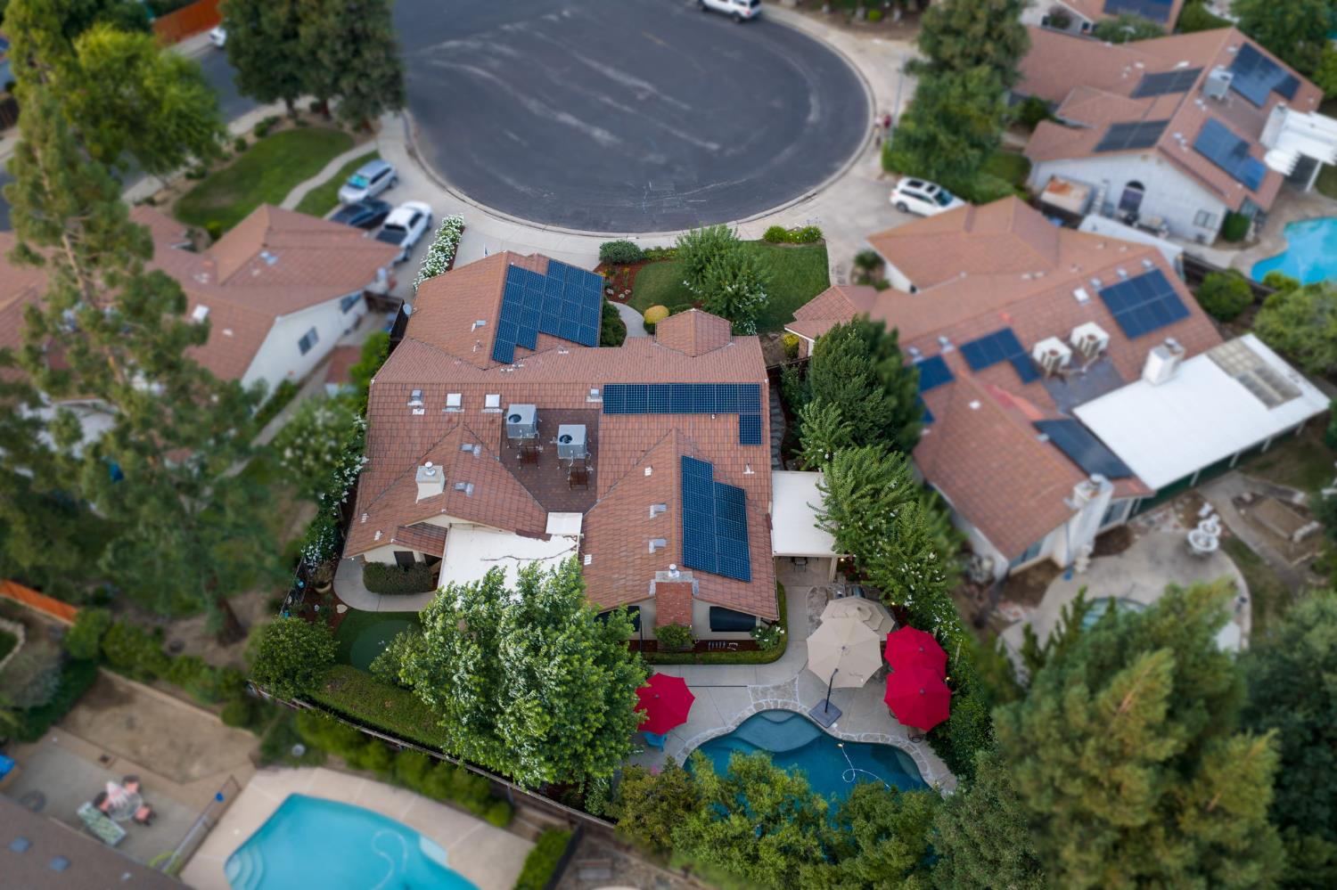 1978 Gibson Ave, Clovis, CA 93611