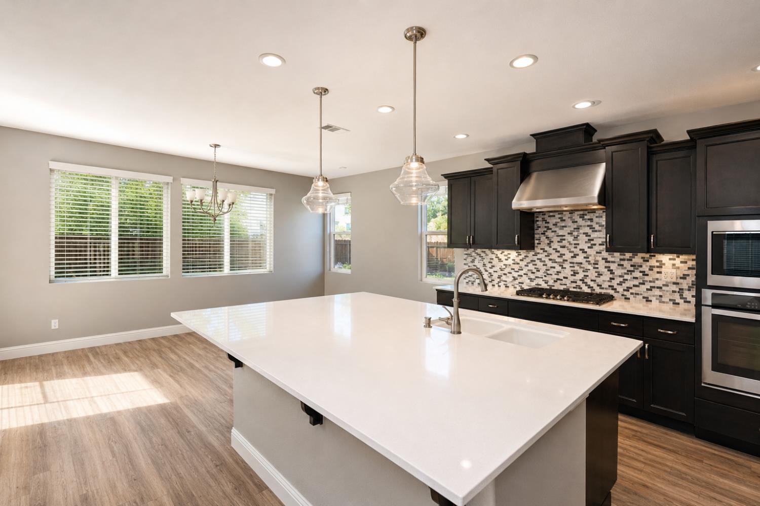 3488 Lincoln Ave, Clovis, CA 93619