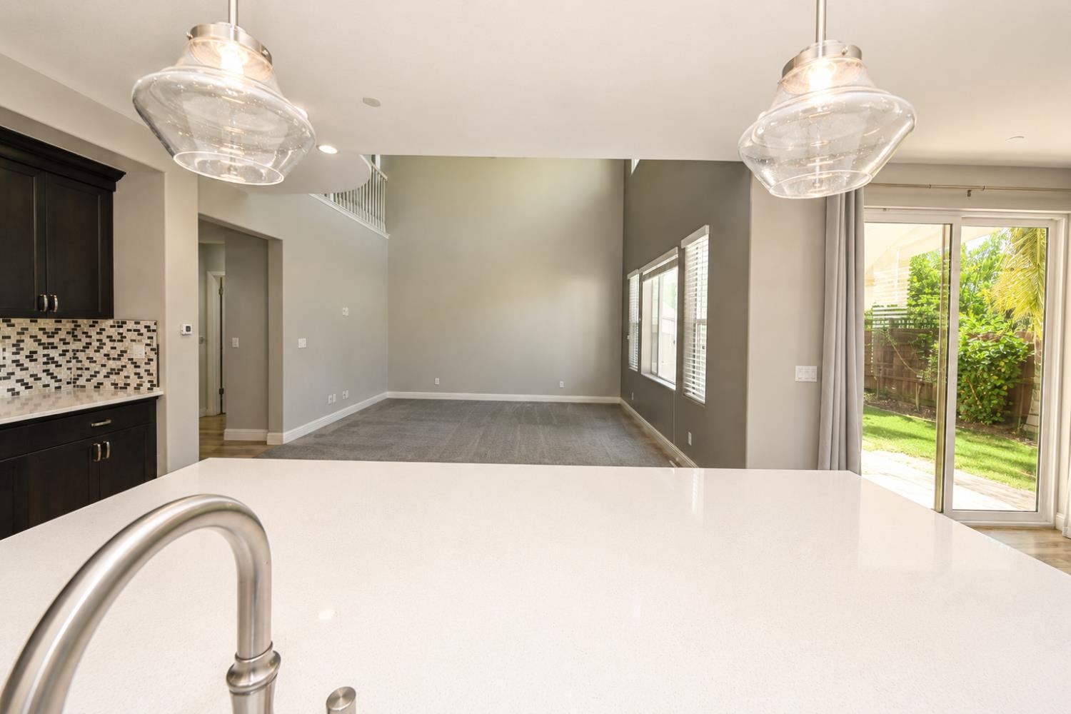 3488 Lincoln Ave, Clovis, CA 93619