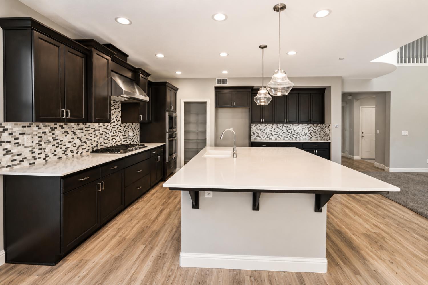3488 Lincoln Ave, Clovis, CA 93619