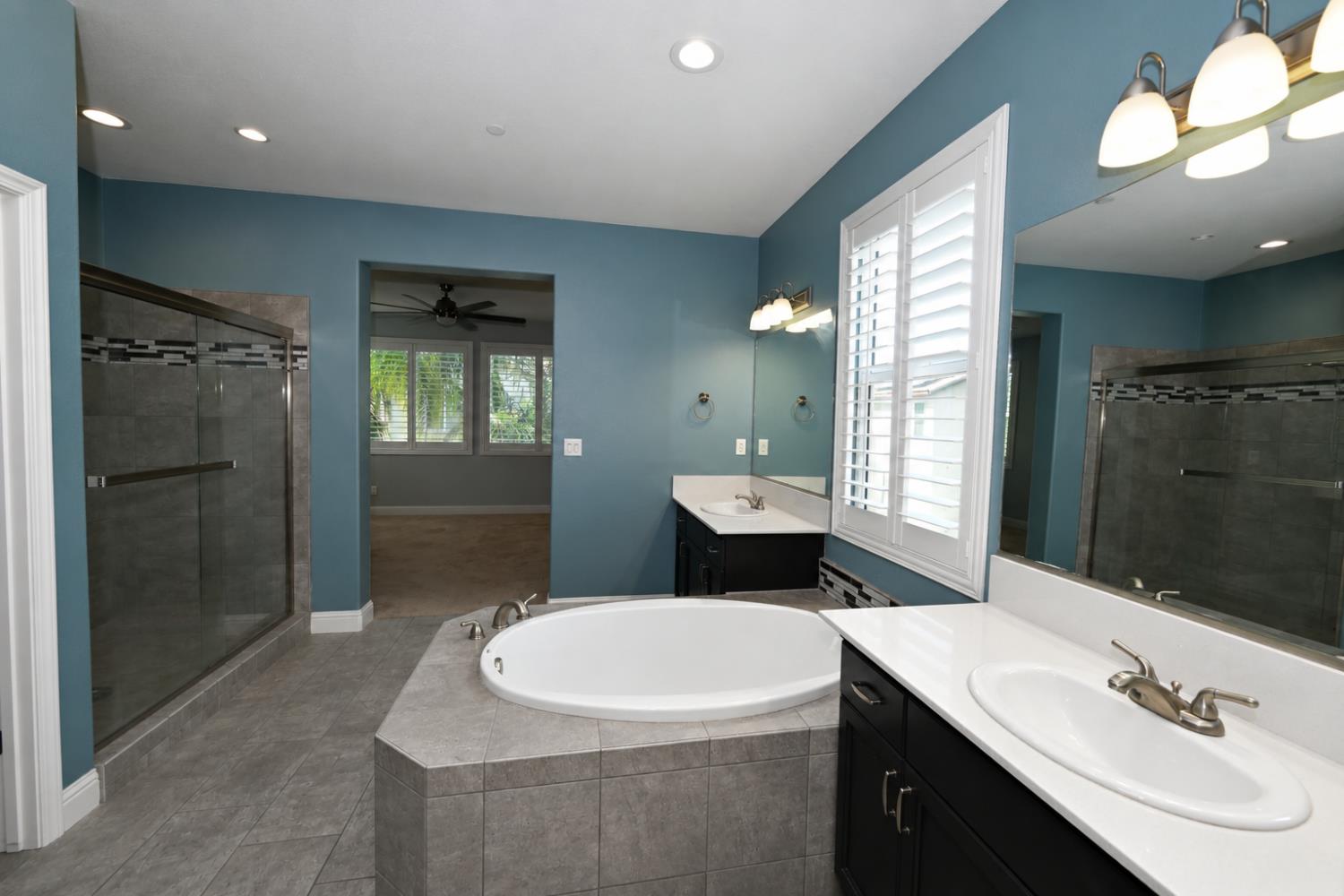3488 Lincoln Ave, Clovis, CA 93619