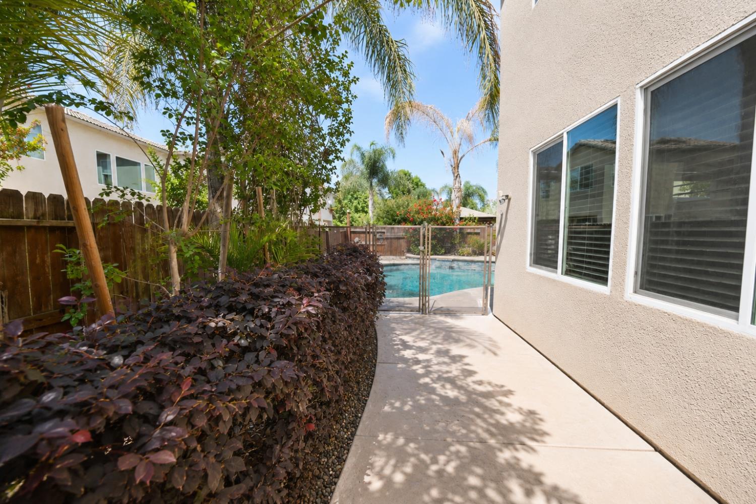 3488 Lincoln Ave, Clovis, CA 93619
