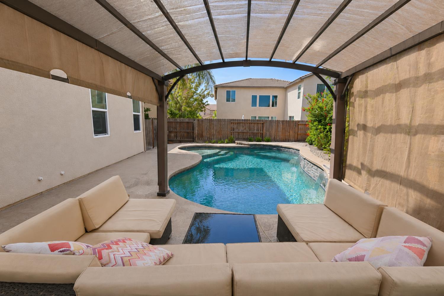 3488 Lincoln Ave, Clovis, CA 93619