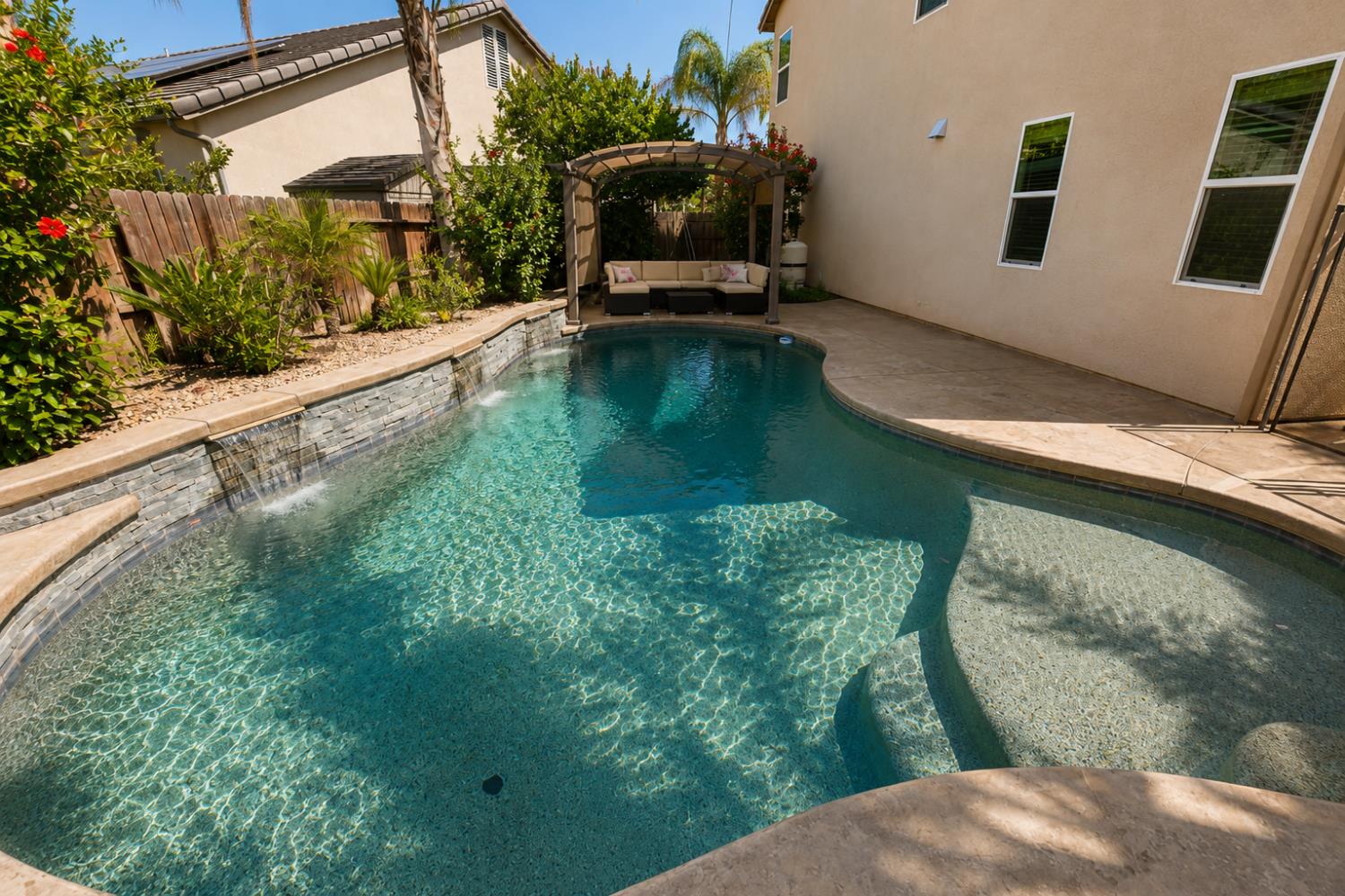 3488 Lincoln Ave, Clovis, CA 93619