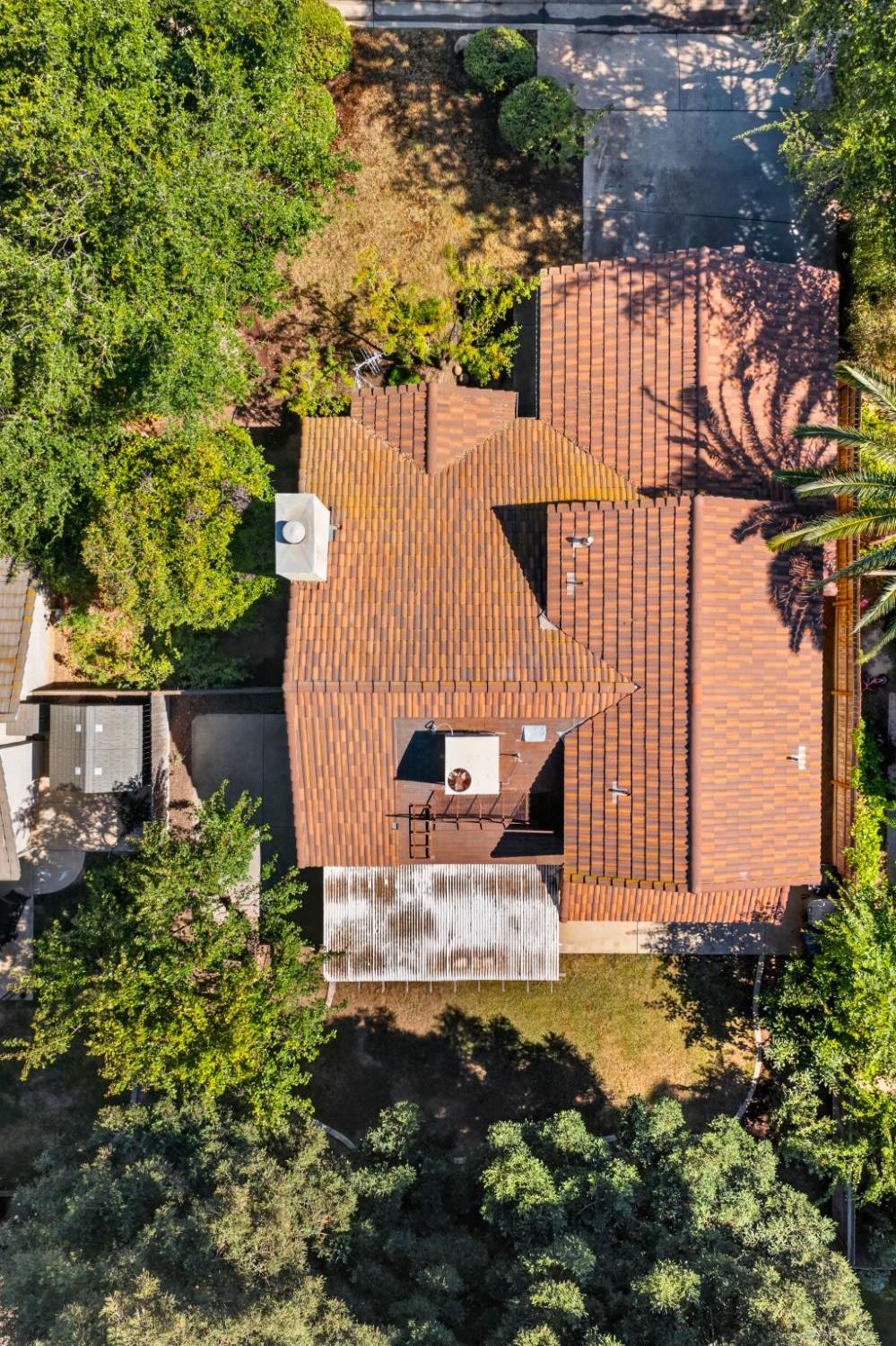1813 E Shea Dr, Fresno, CA 93720