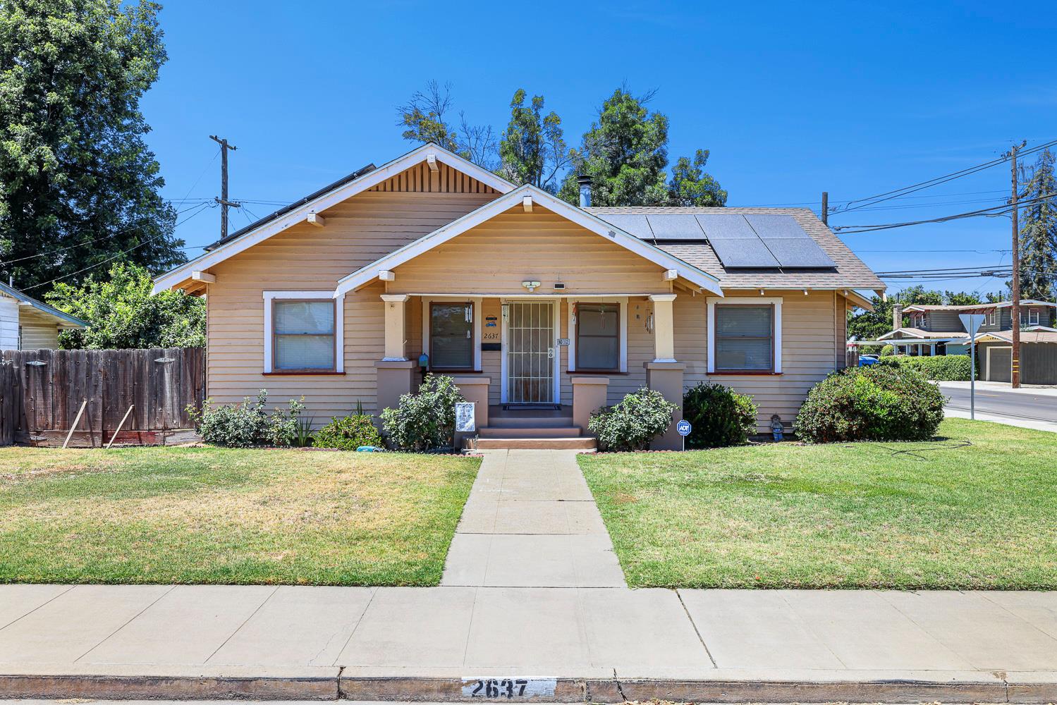 2637 A St, Selma, CA 93662