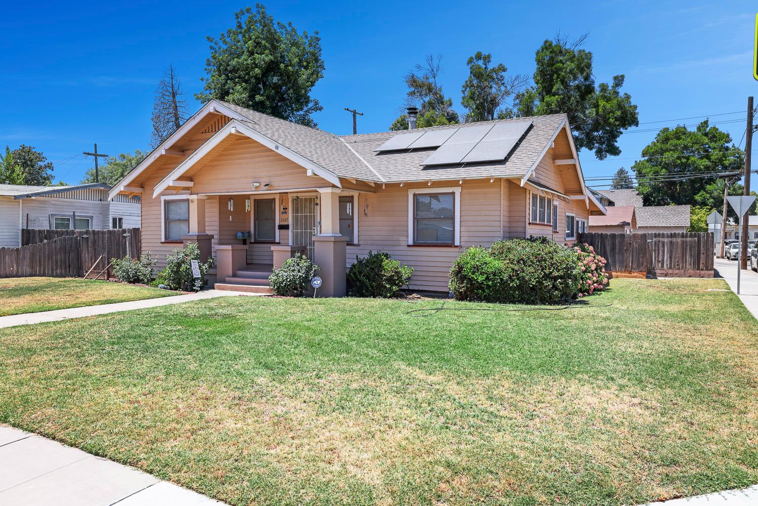 2637 A St, Selma, CA 93662
