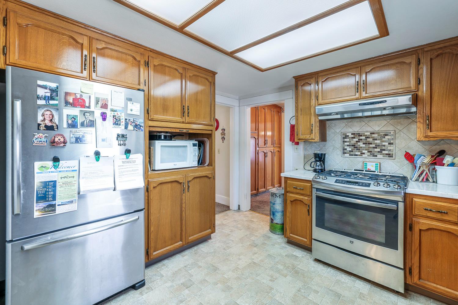 2637 A St, Selma, CA 93662