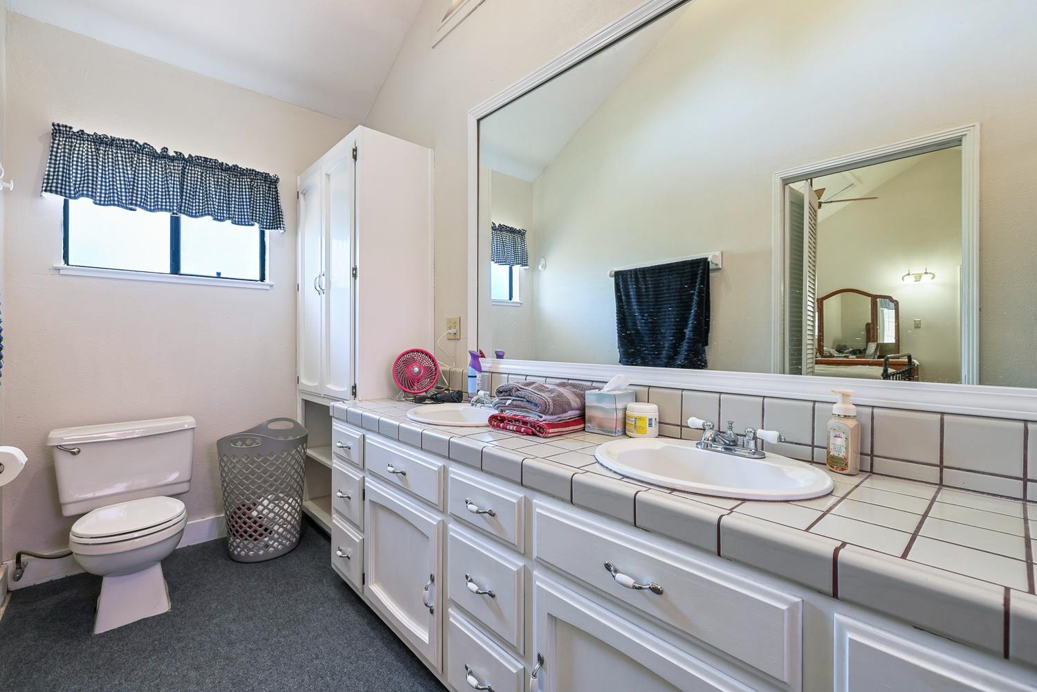 2637 A St, Selma, CA 93662