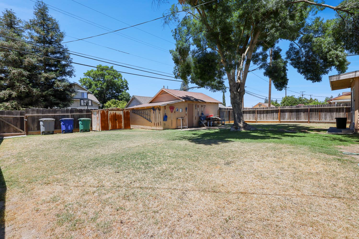 2637 A St, Selma, CA 93662
