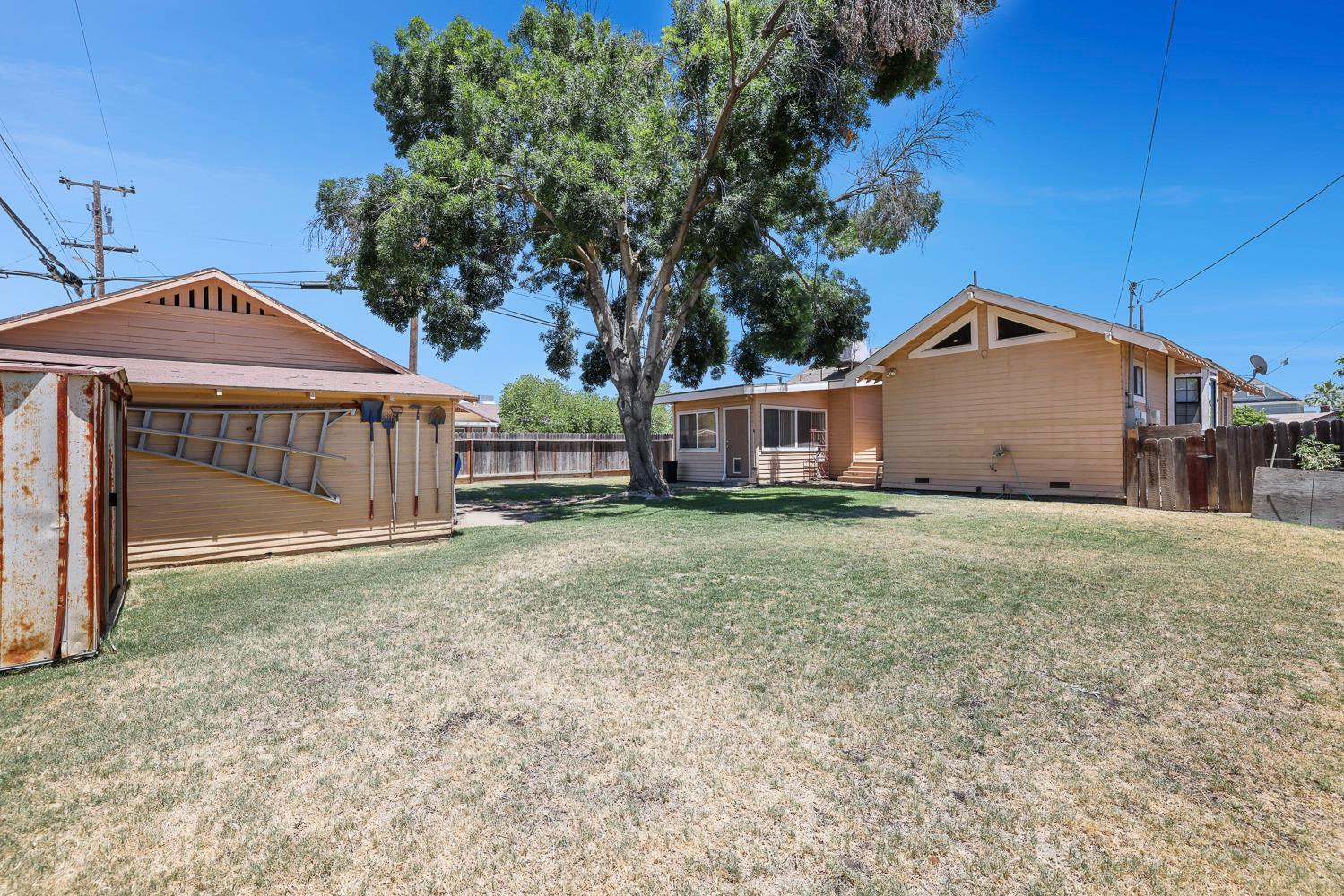 2637 A St, Selma, CA 93662