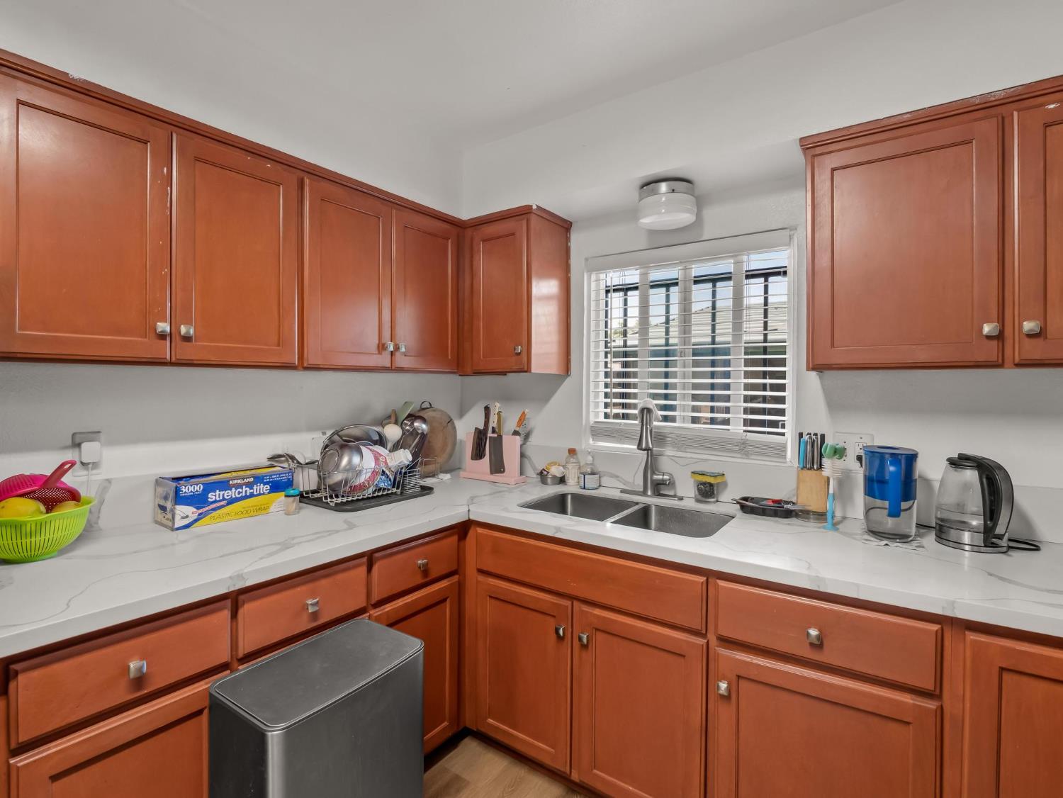 6072 S Maple Ave, Fresno, CA 93725