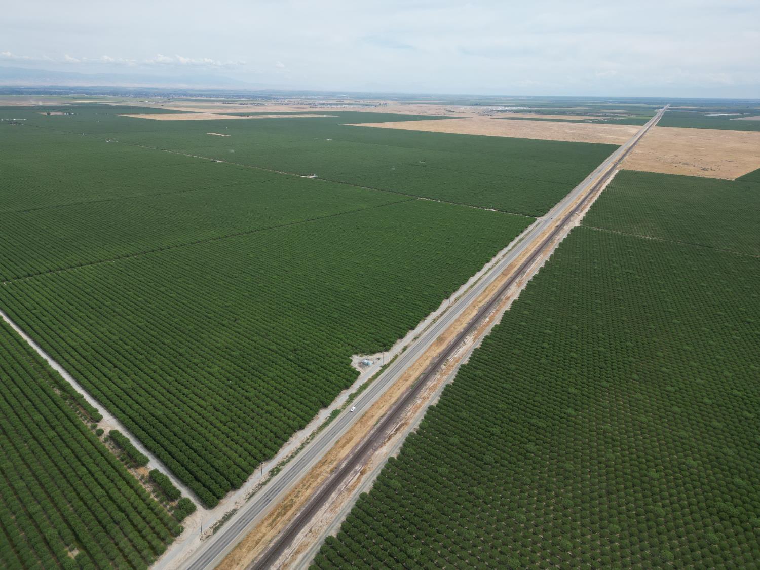 0 00 Avenue 16, Delano, CA 93215