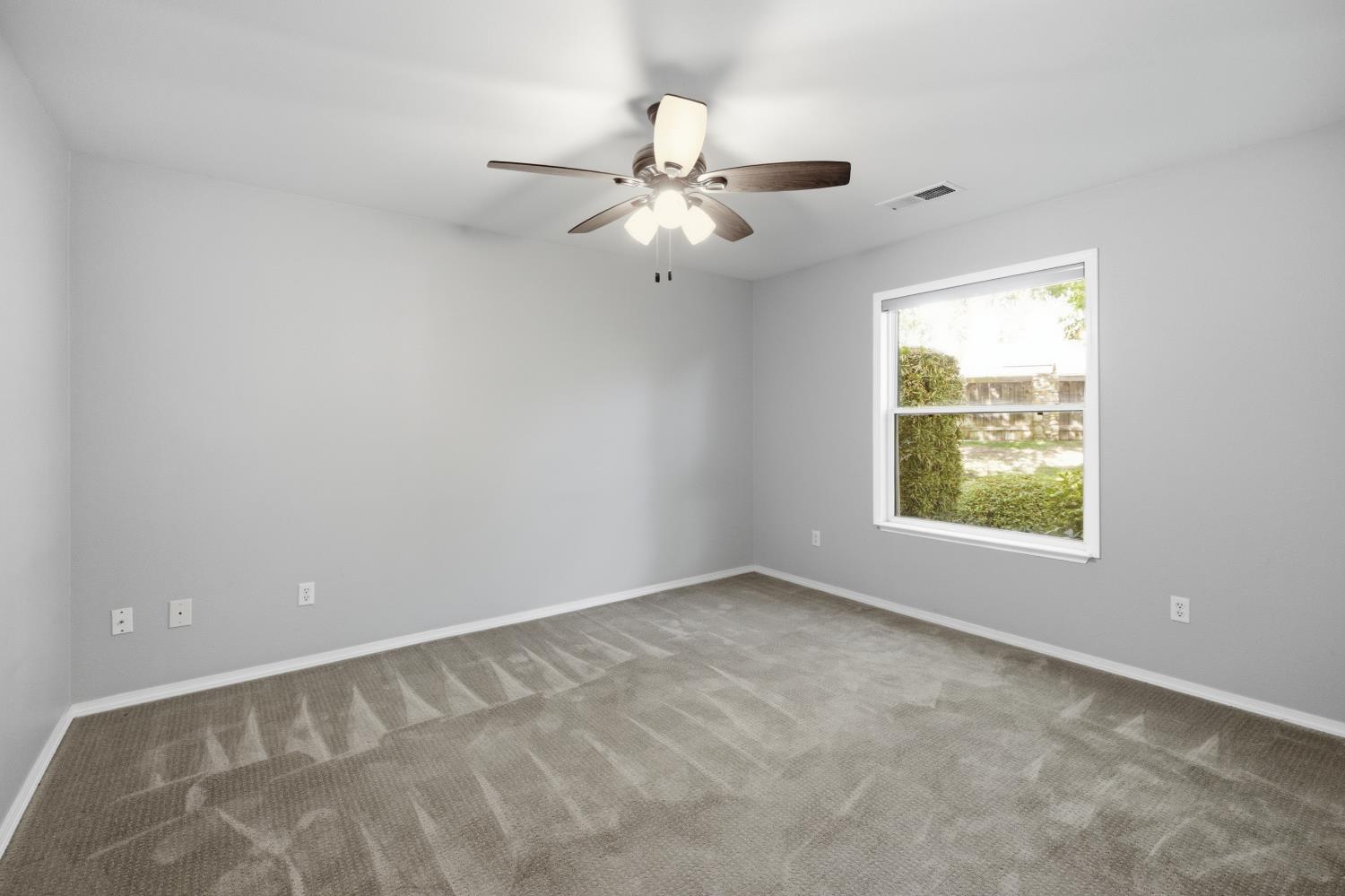 1550 Kamm Ave #110, Kingsburg, CA 93631