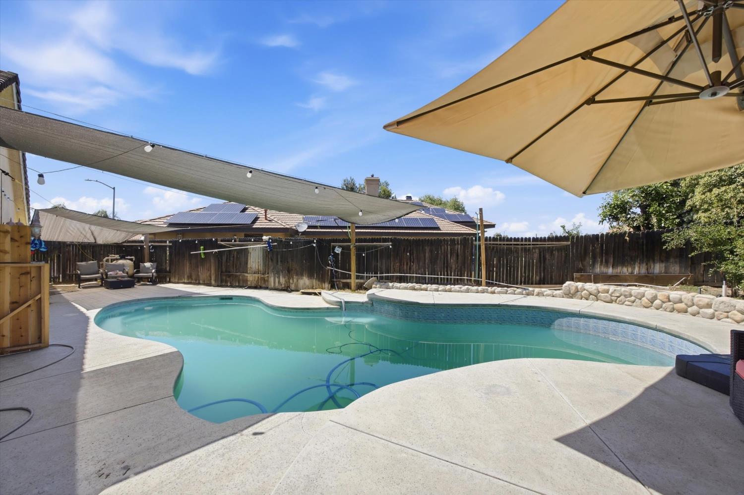 4906 Native Dancer Dr, Bakersfield, CA 93312