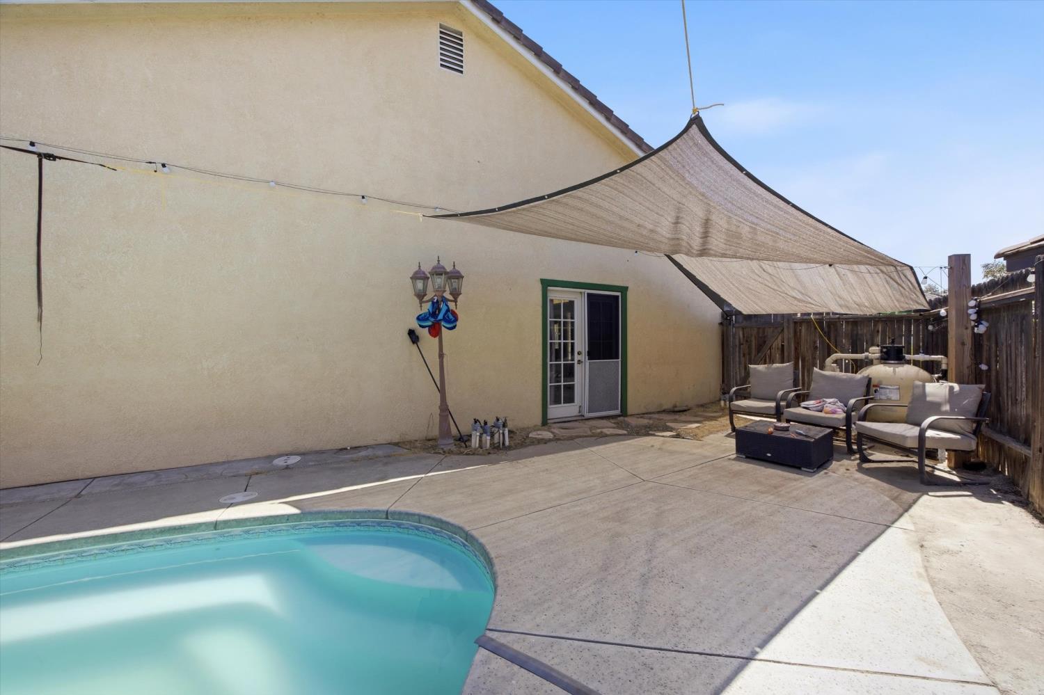 4906 Native Dancer Dr, Bakersfield, CA 93312