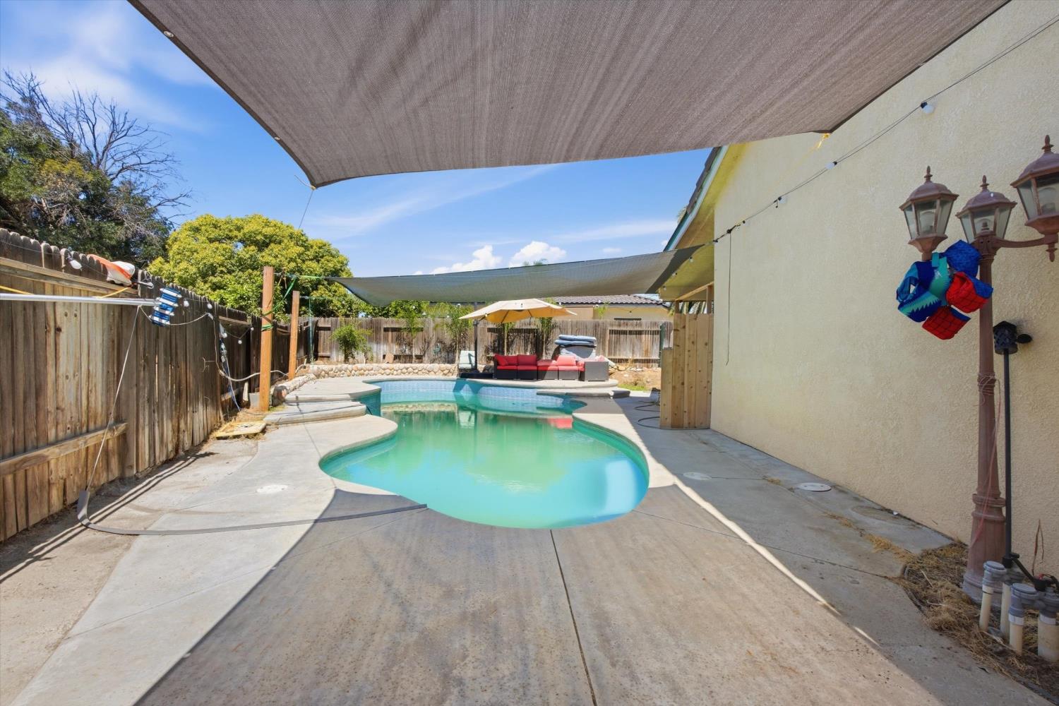 4906 Native Dancer Dr, Bakersfield, CA 93312