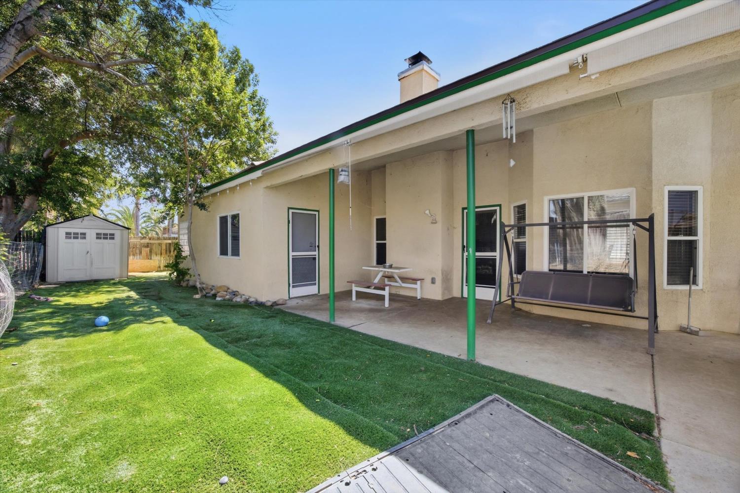 4906 Native Dancer Dr, Bakersfield, CA 93312