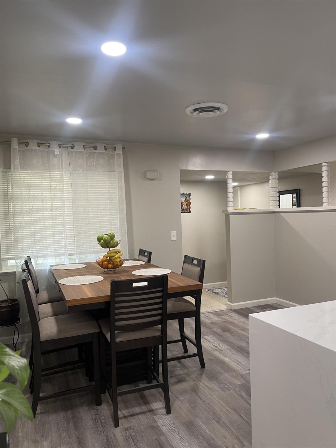 35 Linda Ln, Lemoore, CA 93245
