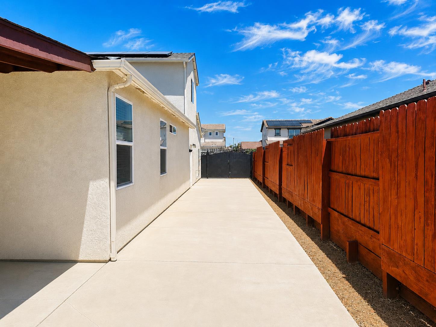 6389 W Pico Ave, Fresno, CA 93723