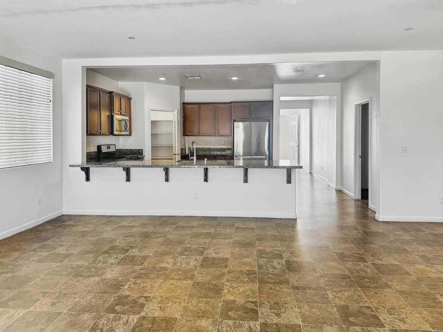 6389 W Pico Ave, Fresno, CA 93723