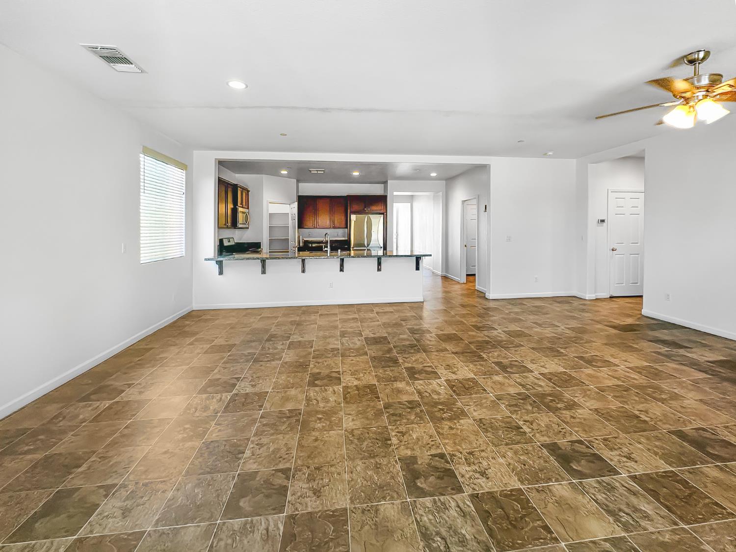 6389 W Pico Ave, Fresno, CA 93723