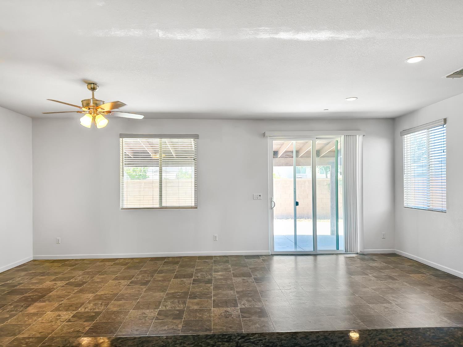 6389 W Pico Ave, Fresno, CA 93723