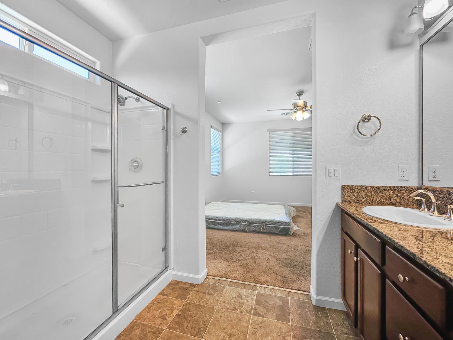 6389 W Pico Ave, Fresno, CA 93723
