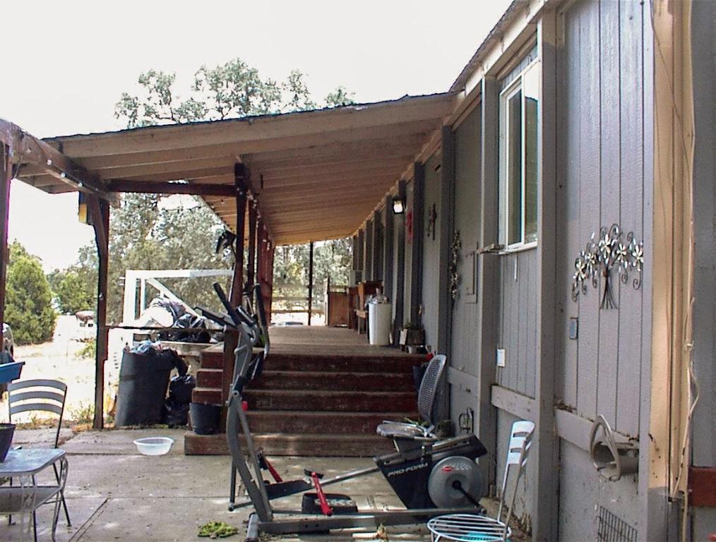 32351 Indian Guide Rd, Yokuts Valley, CA 93675