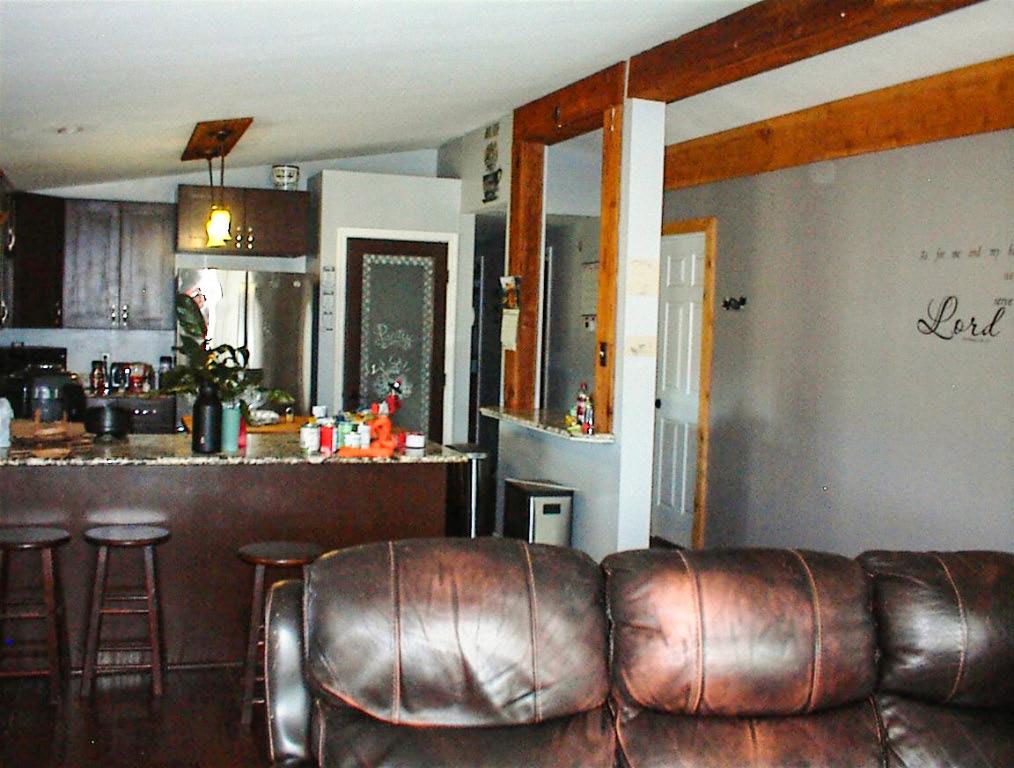 32351 Indian Guide Rd, Yokuts Valley, CA 93675