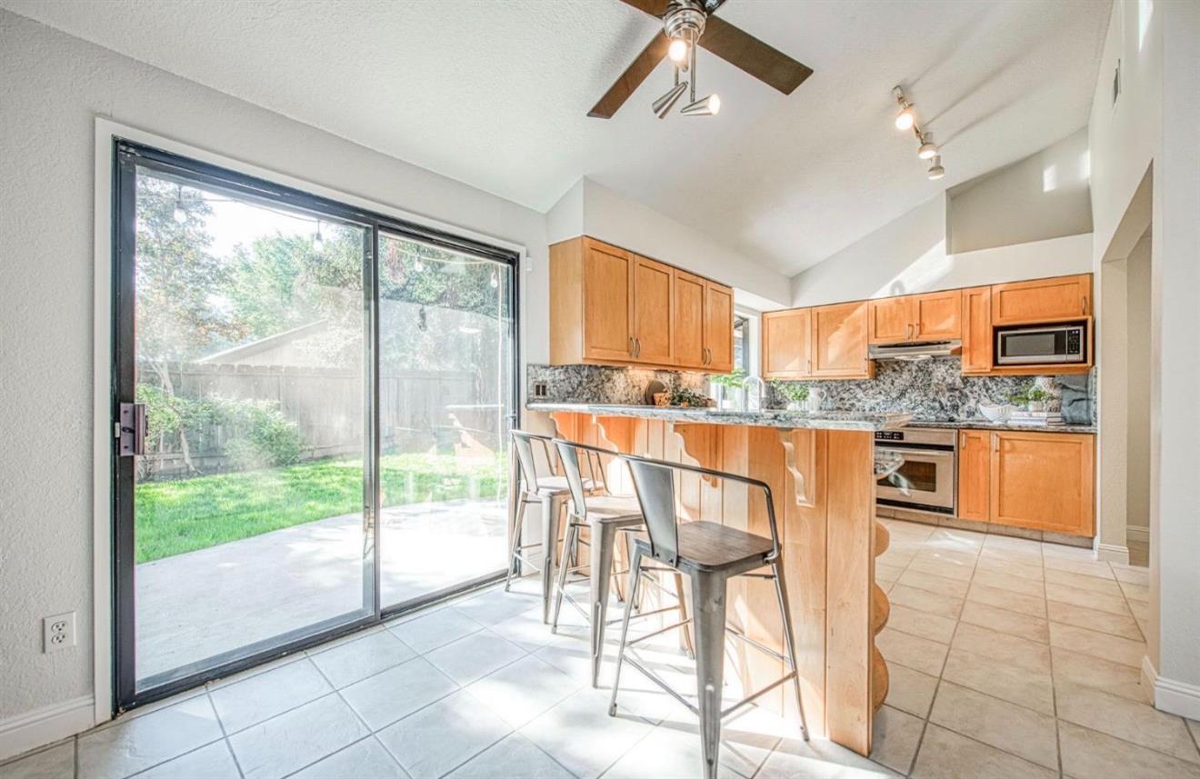 1653 E Cole Ave, Fresno, CA 93720