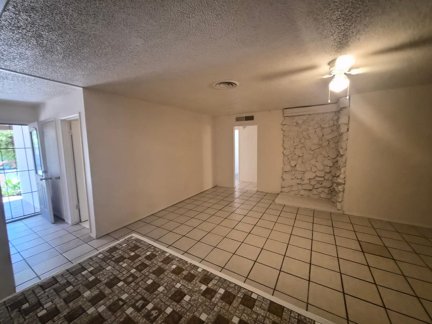 3436 N Lafayette Ave, Fresno, CA 93705