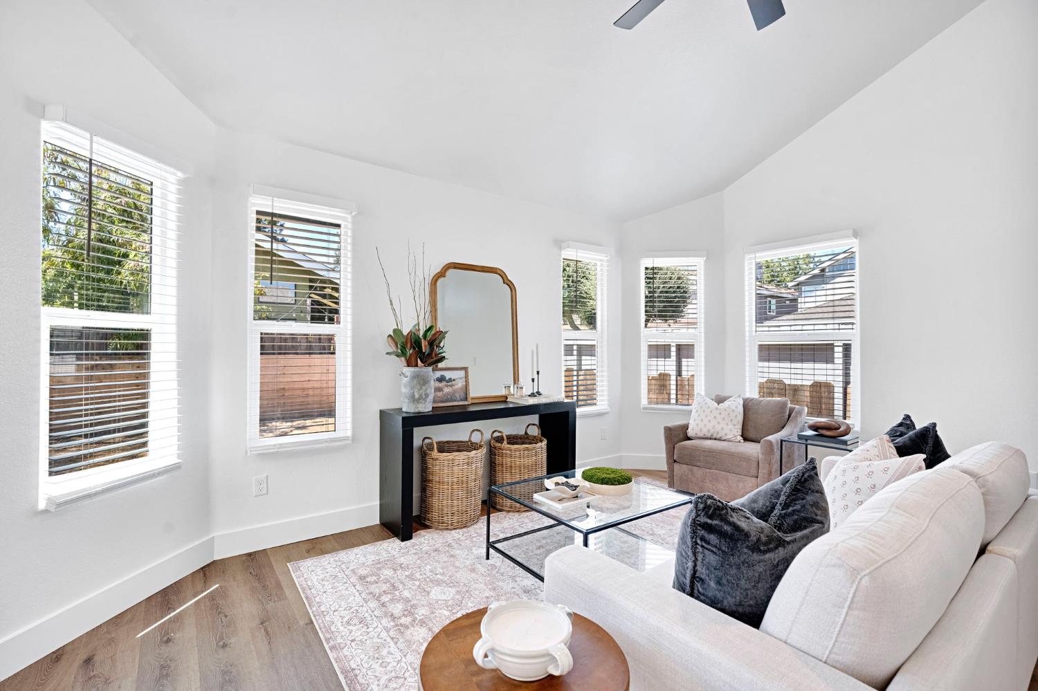 3065 N Marty Ave #129, Fresno, CA 93722