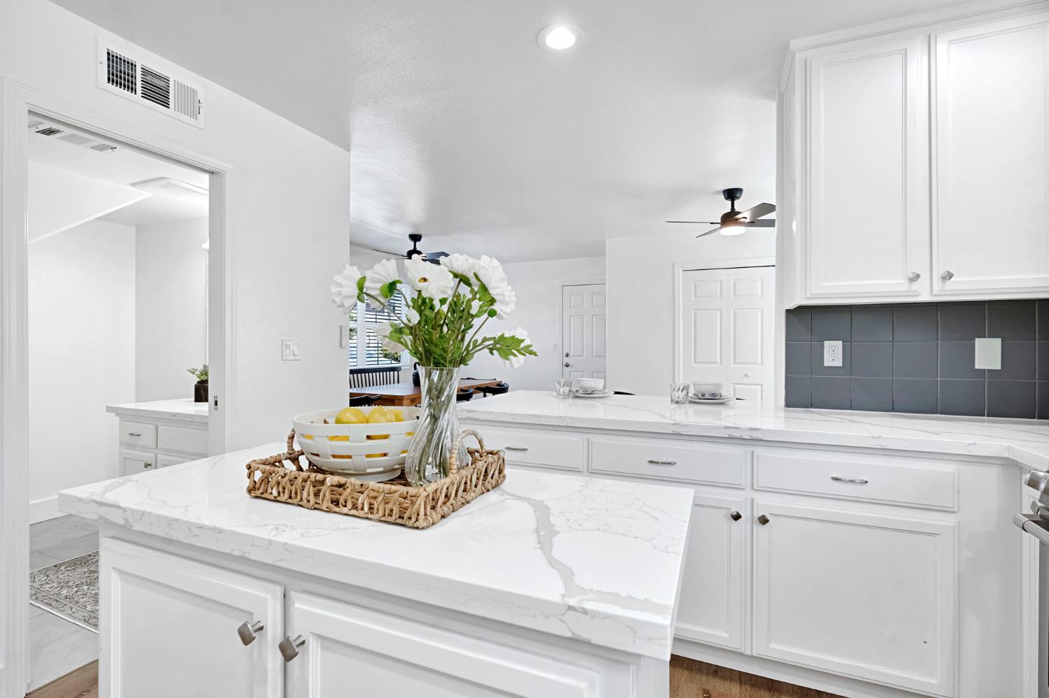 3065 N Marty Ave #129, Fresno, CA 93722