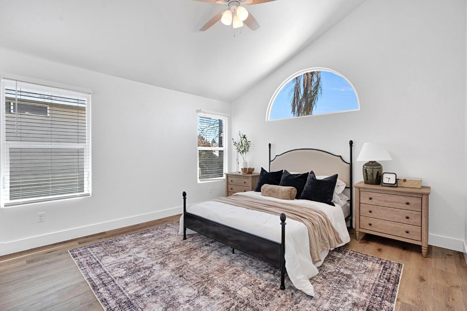 3065 N Marty Ave #129, Fresno, CA 93722