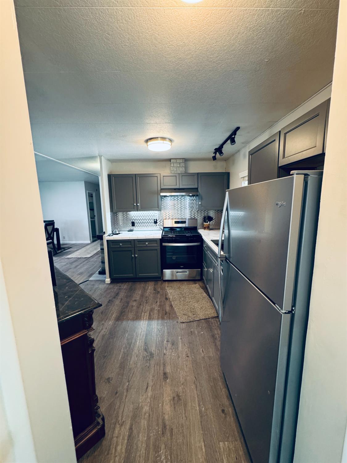 371 Bethel Ave #24, Sanger, CA 93657