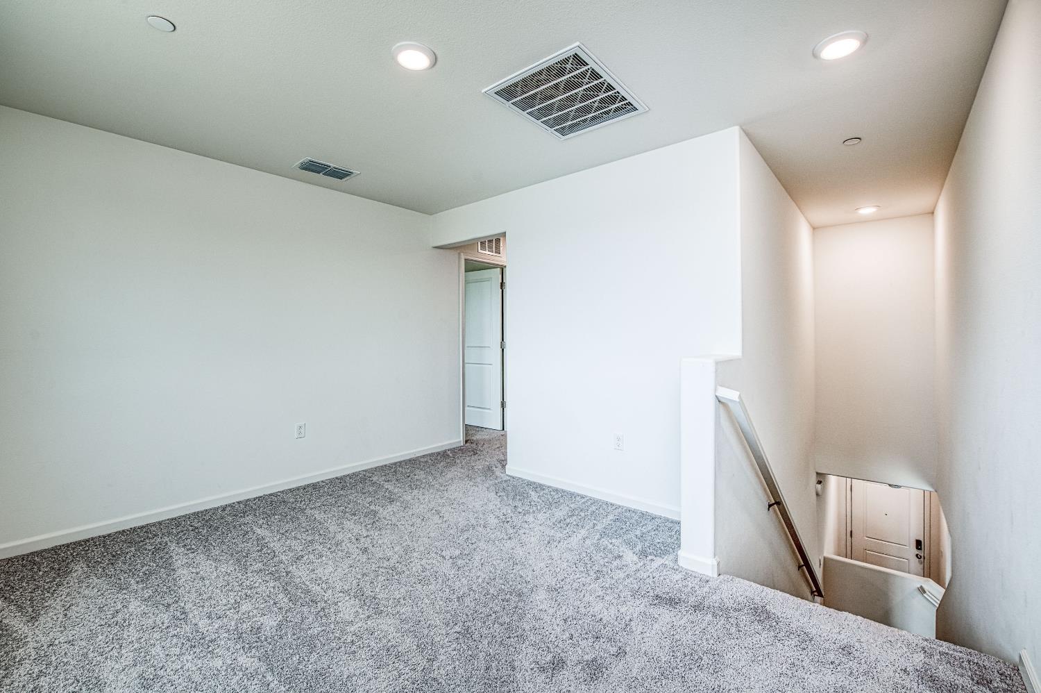 1470 W Clara Ave, Fowler, CA 93625