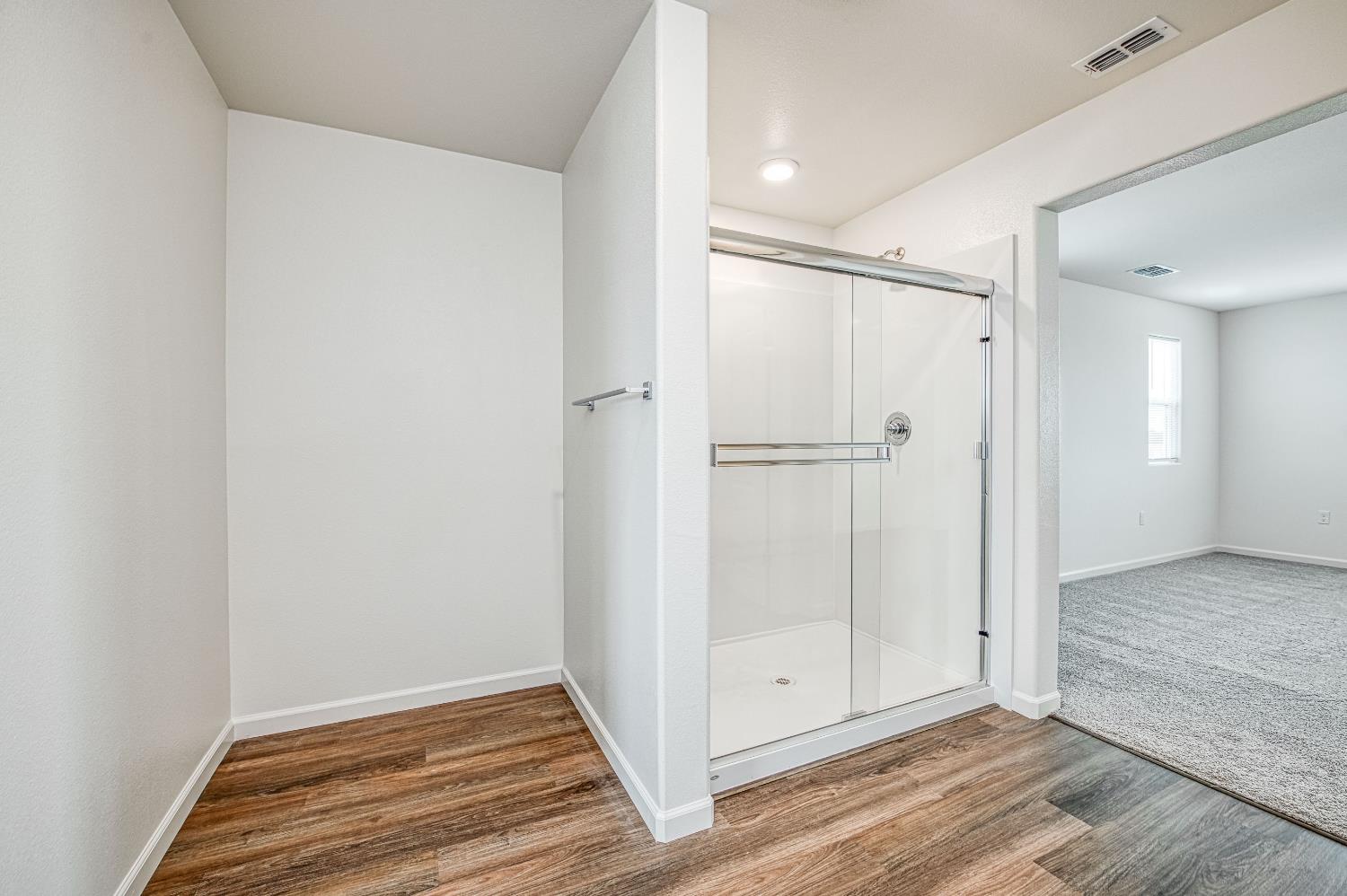 1470 W Clara Ave, Fowler, CA 93625