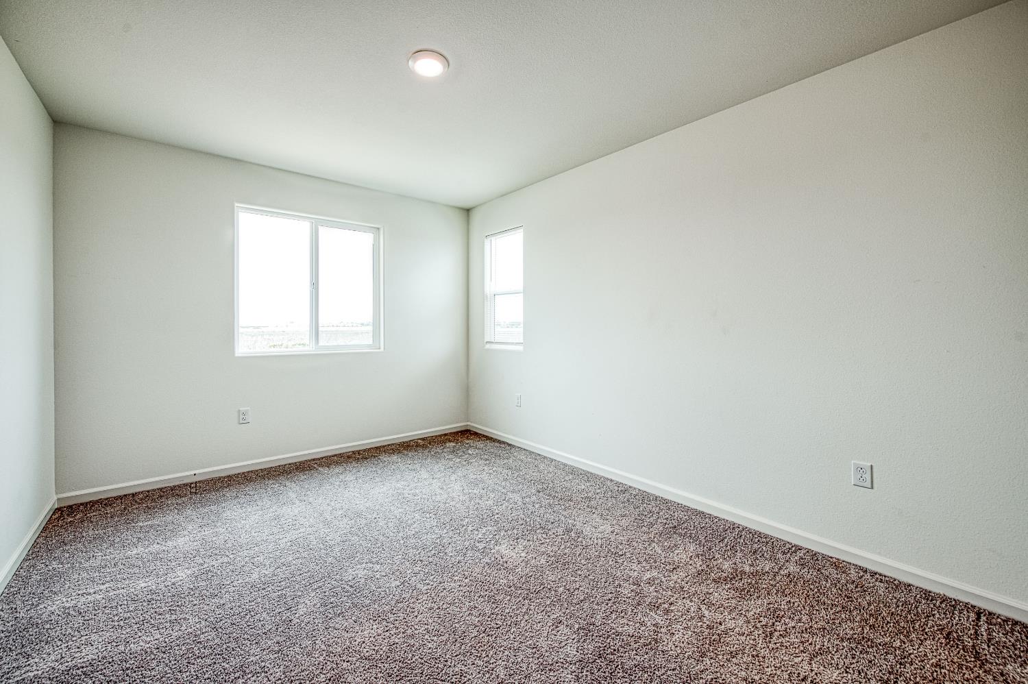 1470 W Clara Ave, Fowler, CA 93625