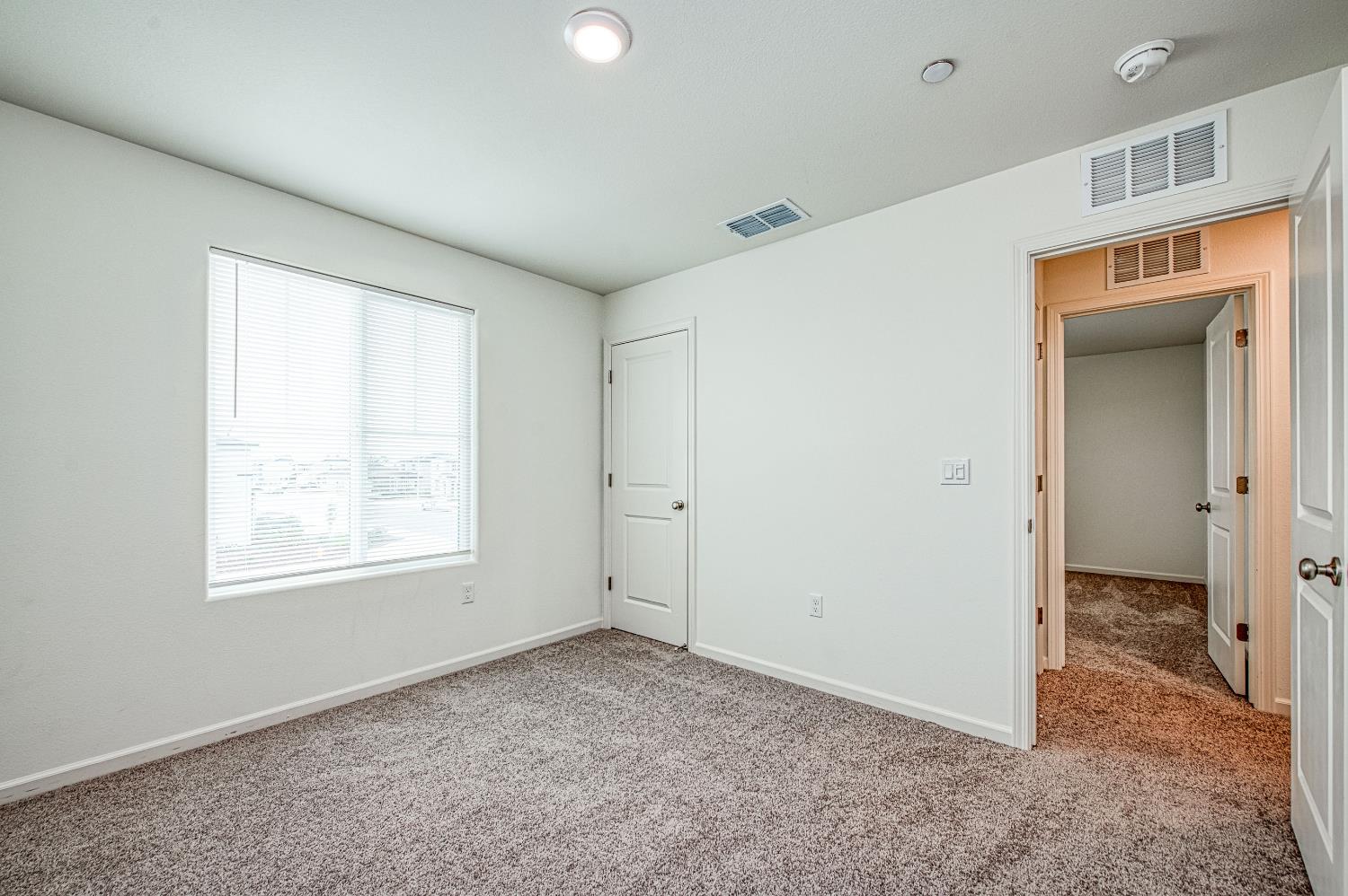 1470 W Clara Ave, Fowler, CA 93625