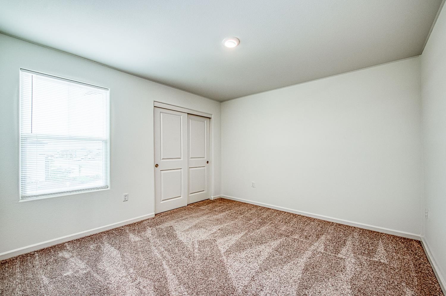 1470 W Clara Ave, Fowler, CA 93625